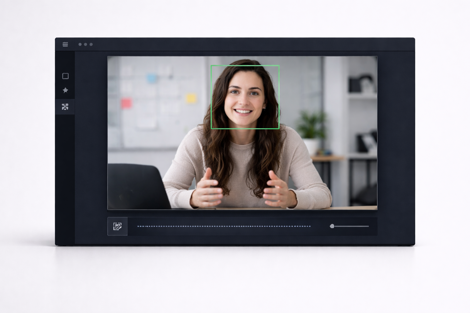 Face detection frame locked on the subject while speaking